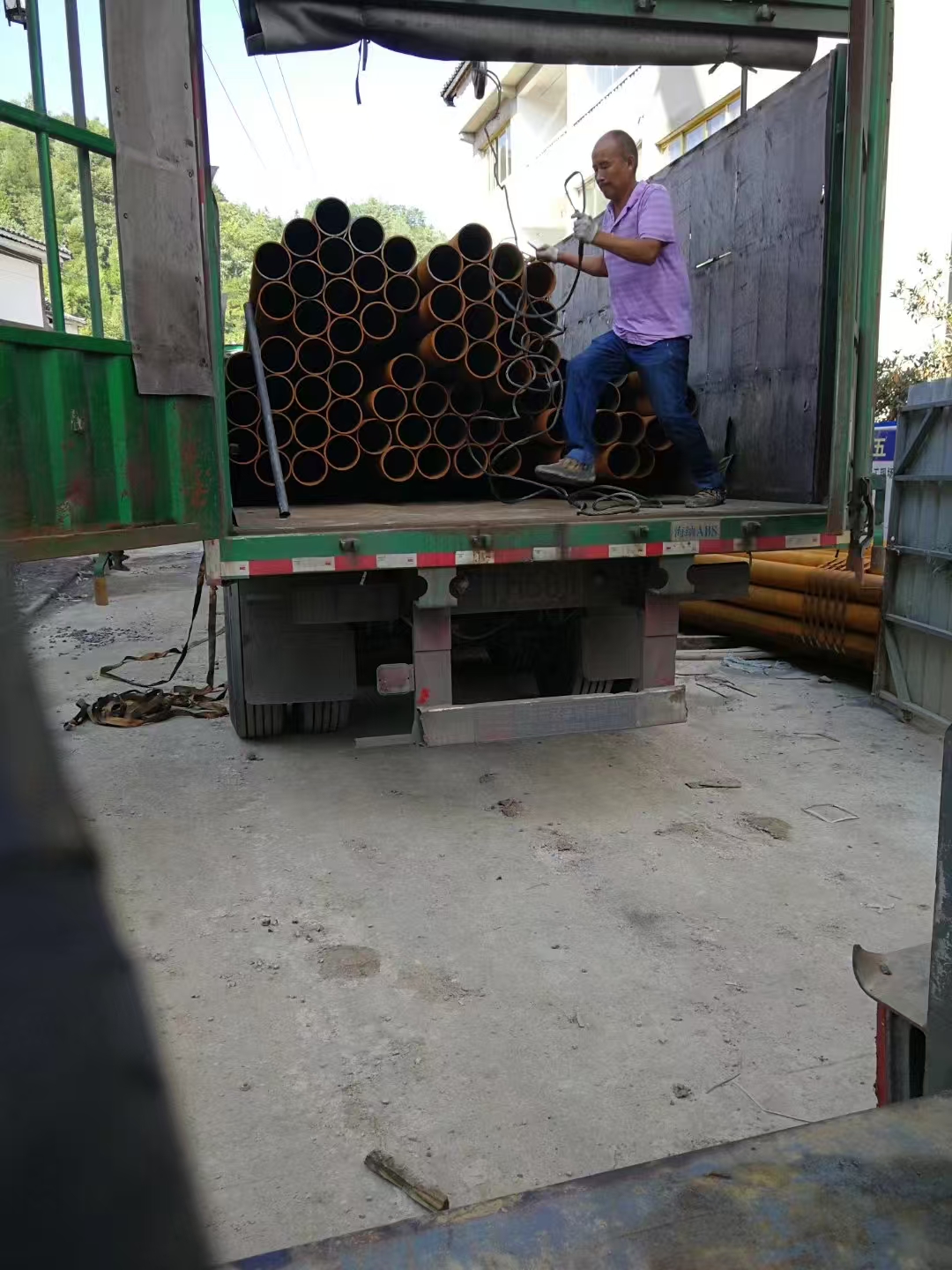 凌云房屋地基下沉倾斜加固扶正